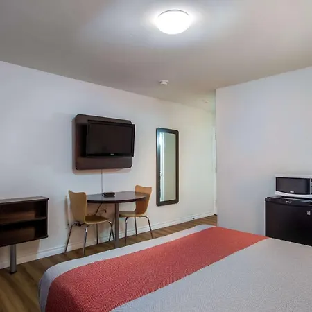 Motel 6-Sudbury, On Exterior photo