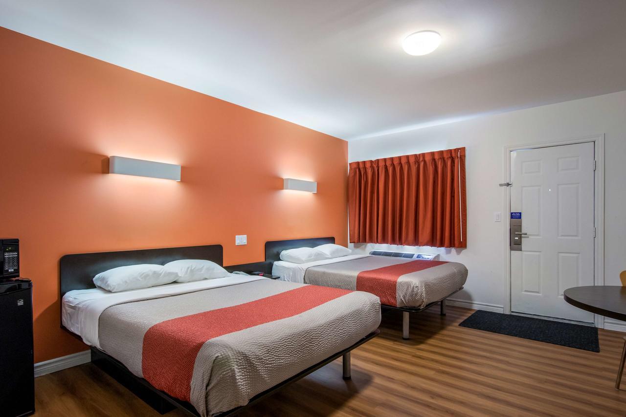 Motel 6-Sudbury, On Hotel Sudbury