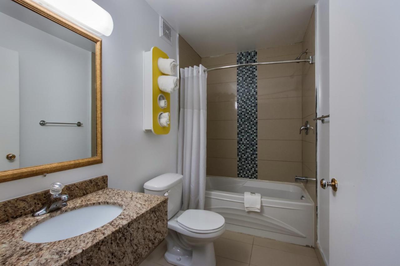 Motel 6-Sudbury, On